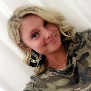 Meet your Posher, Mckenna